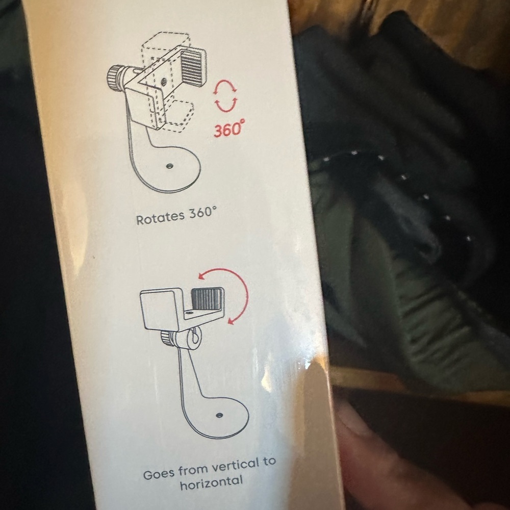 Pivo Pod Red with Remote - Fast Auto Tracking Phone Red - Picture 2 of 5